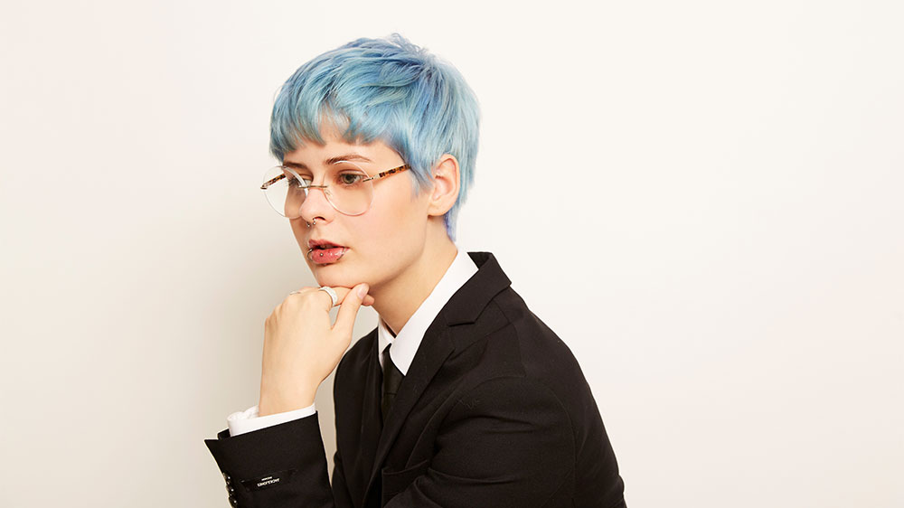 Billede til nyheden Shooting Star: 18-årige Emma elsker at udfordre køn i looks