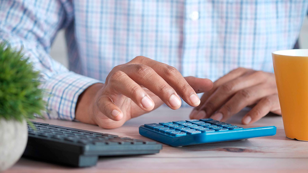 Billede til den relaterede nyhed Ferietillæg og udbetaling: Din guide til elevferie med løn